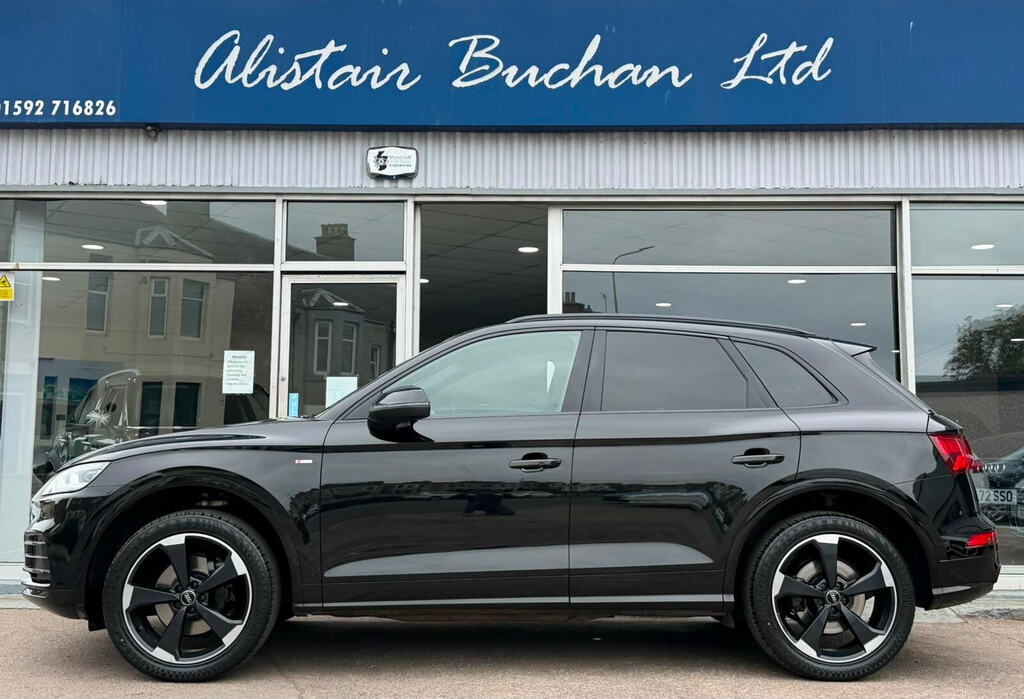 Audi Q5  Black #7