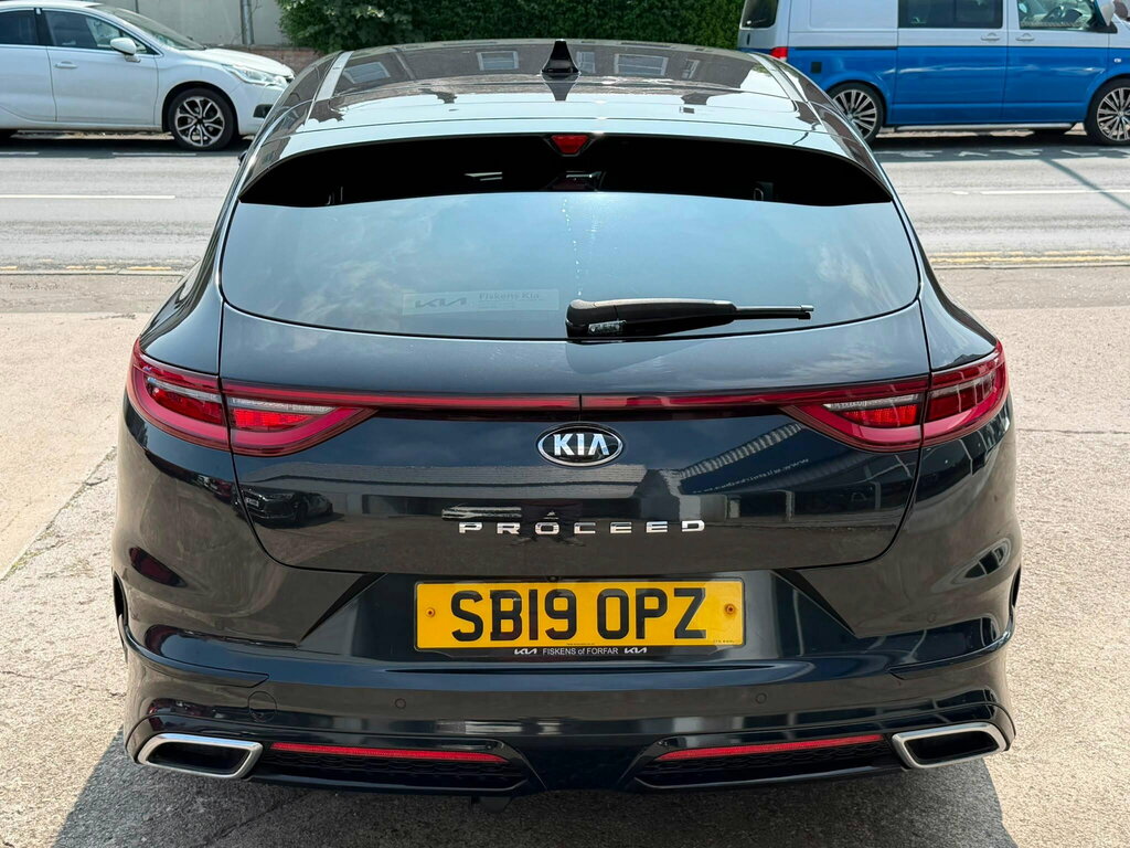 Kia Proceed 1.6 T-gdi Gt White #9