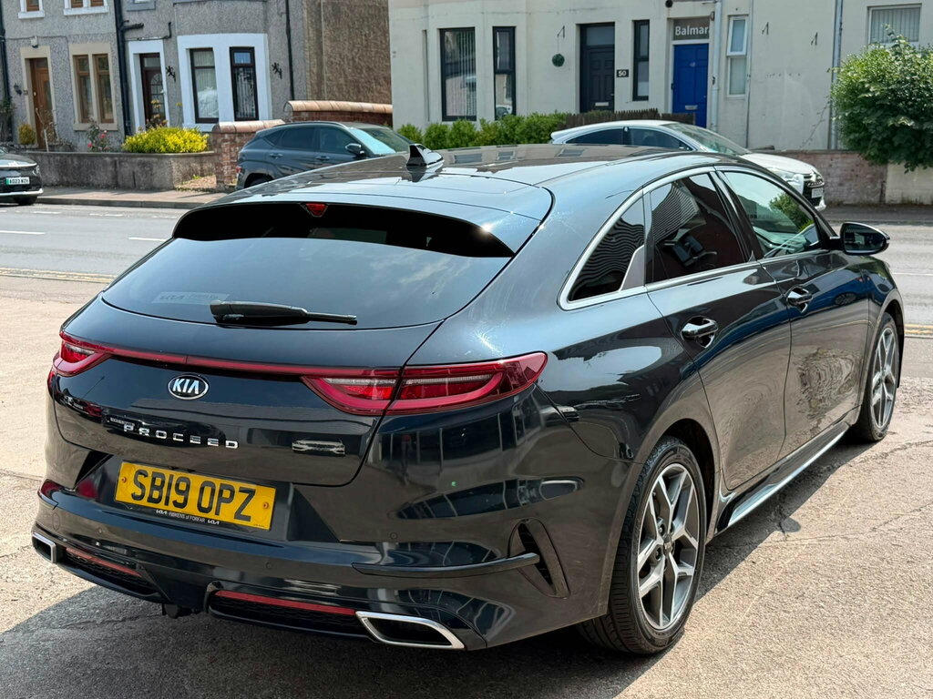 Kia Proceed 1.6 T-gdi Gt White #11