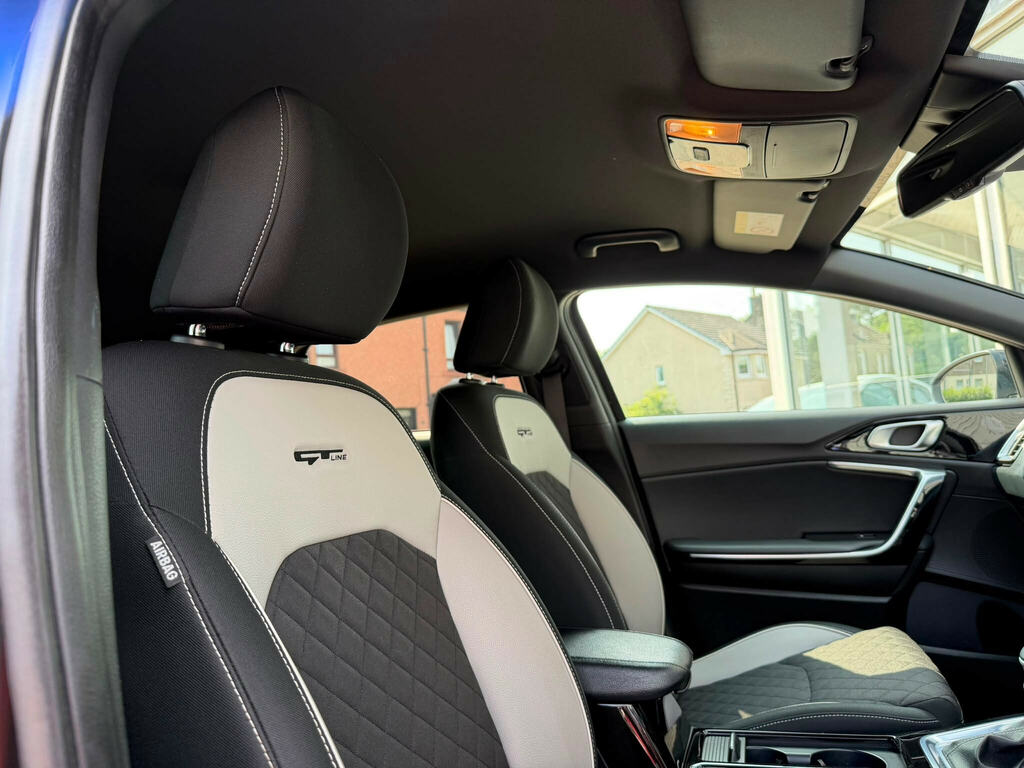 Kia Proceed 1.6 T-gdi Gt White #19