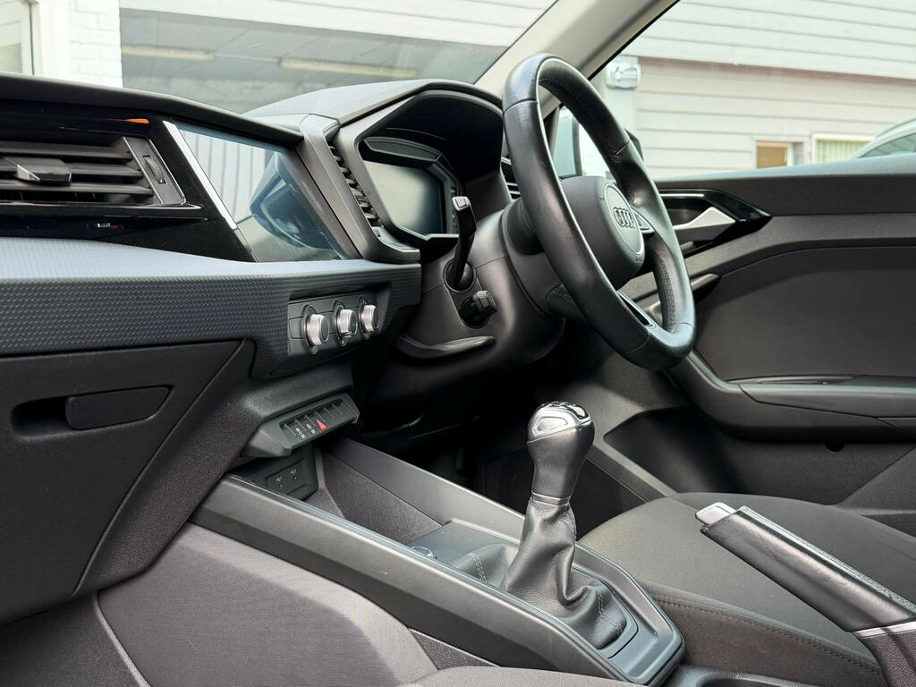 Audi A1 25 Tfsi Sport White #17