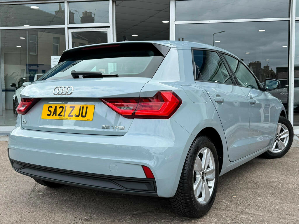 Audi A1 25 Tfsi Sport White #12
