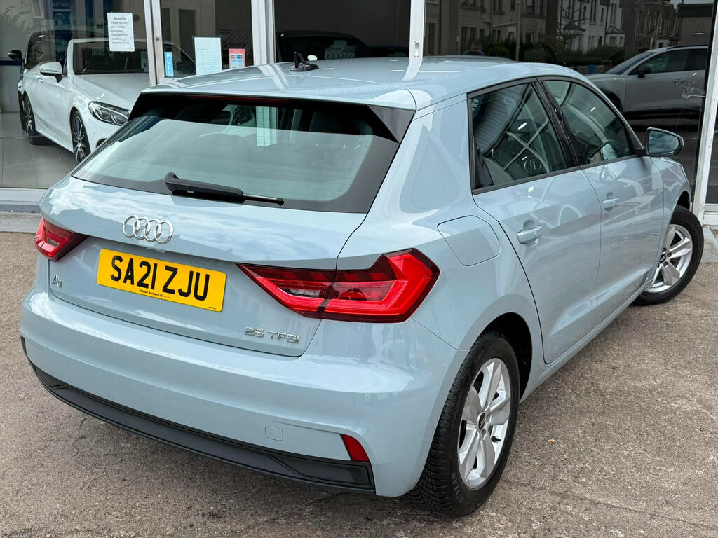 Audi A1 25 Tfsi Sport White #11