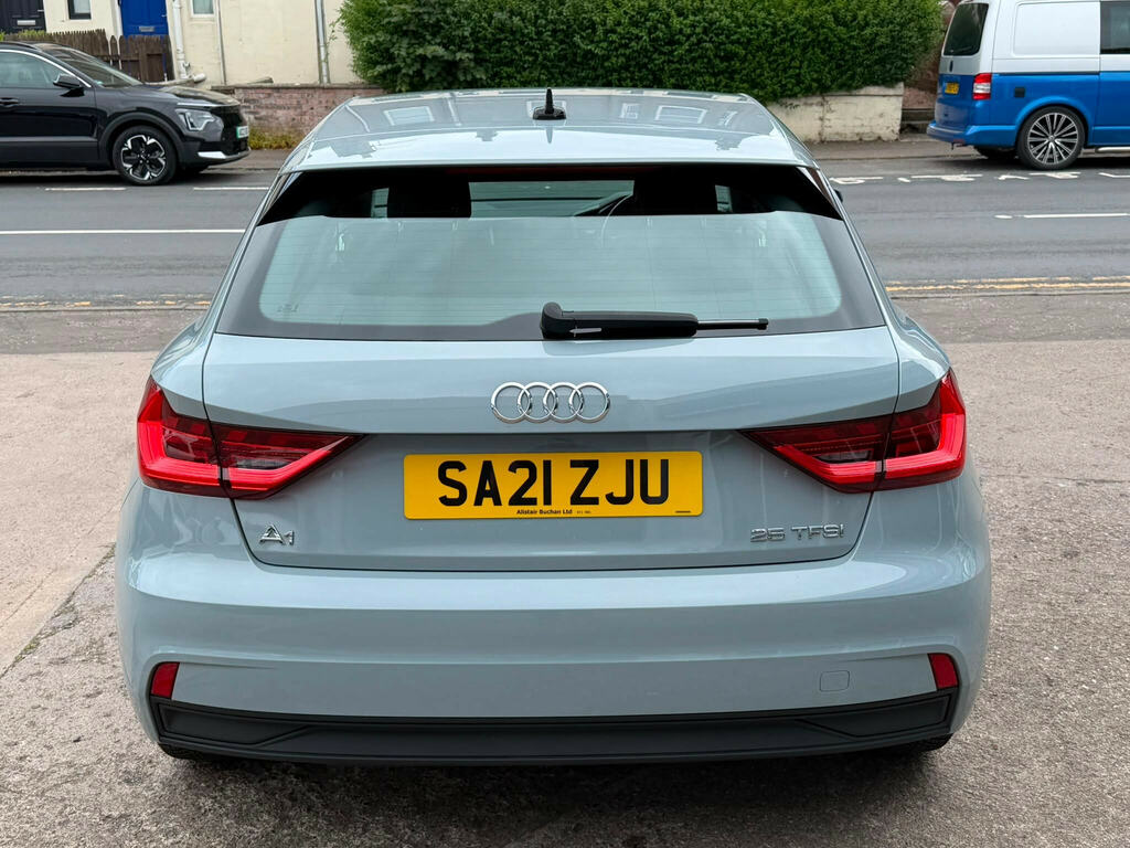Audi A1 25 Tfsi Sport White #8