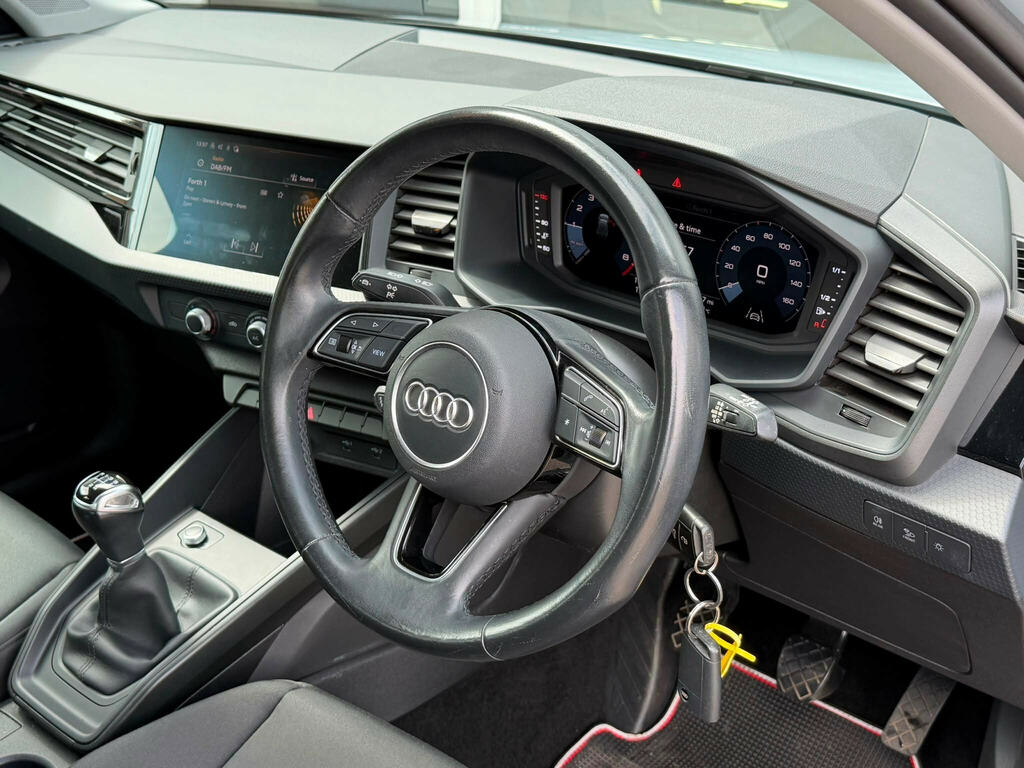 Audi A1 25 Tfsi Sport White #37