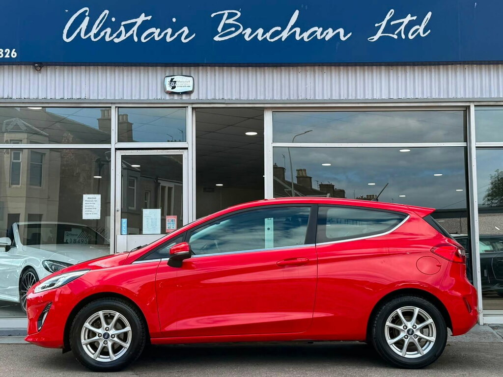 Ford Fiesta 1.1 Ti-vct Zetec Euro 6 Ss Red #2