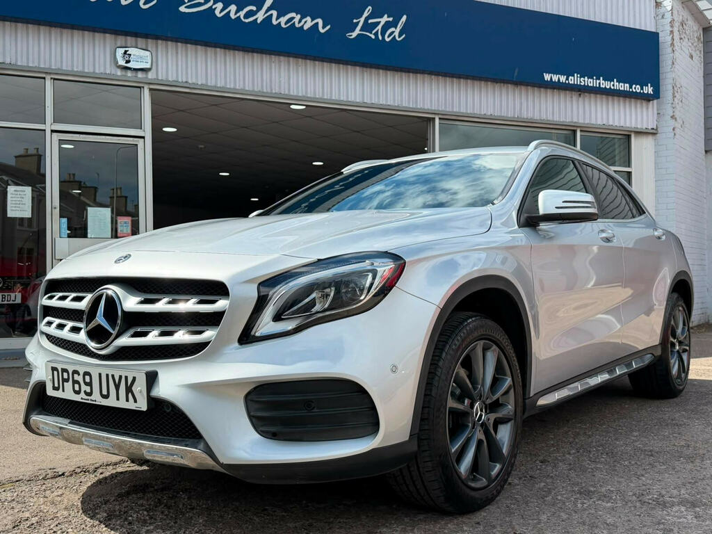 Mercedes-Benz GLA Class 1.6 Gla200 Amg Line Edition 7G-dct Euro 6 Ss Silver #4