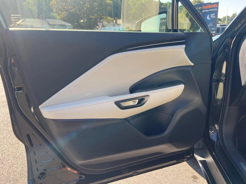 Lexus LBX 1.5 Vvt-ie Takumi Suv Hybrid E-cvt Euro Grey #18