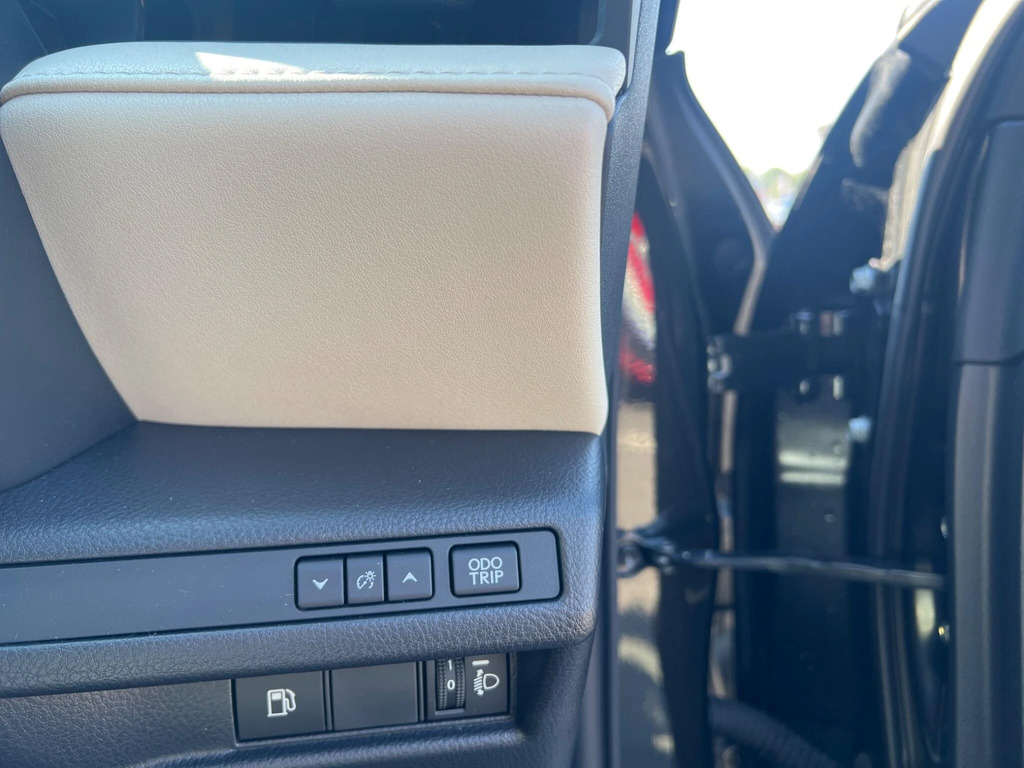 Lexus LBX 1.5 Vvt-ie Takumi Suv Hybrid E-cvt Euro Grey #46