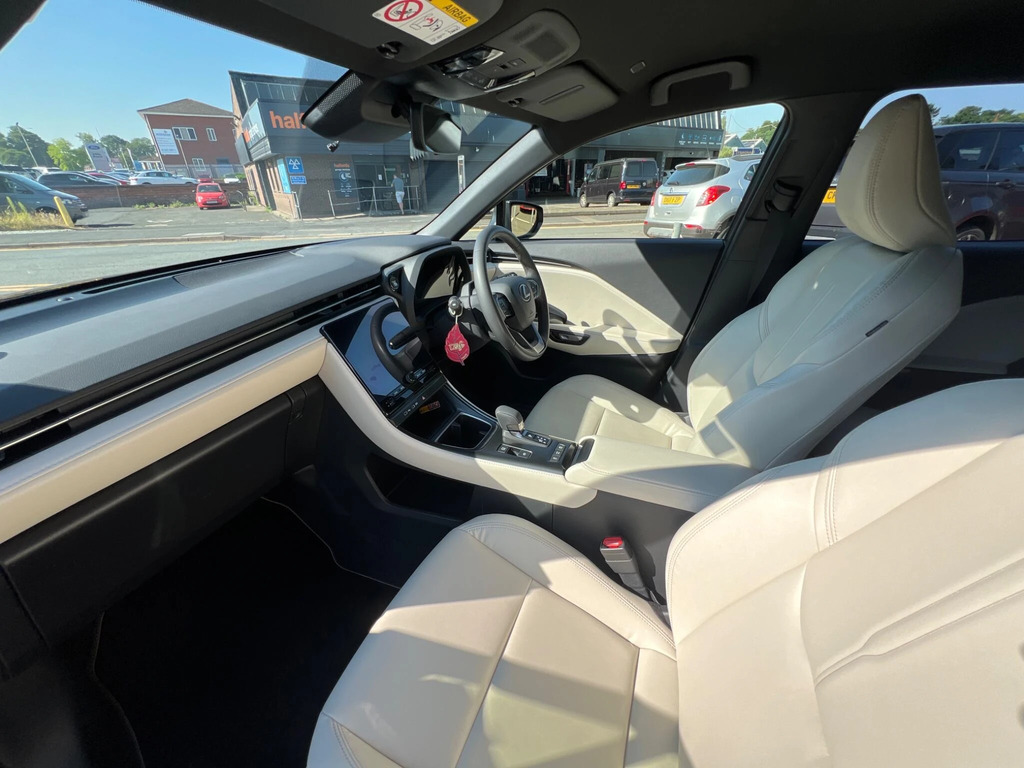 Lexus LBX 1.5 Vvt-ie Takumi Suv Hybrid E-cvt Euro Grey #16