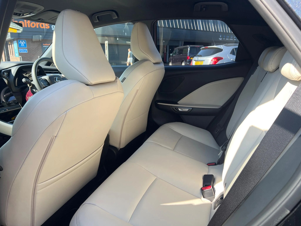 Lexus LBX 1.5 Vvt-ie Takumi Suv Hybrid E-cvt Euro Grey #13