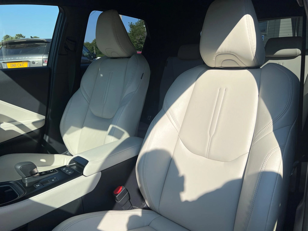 Lexus LBX 1.5 Vvt-ie Takumi Suv Hybrid E-cvt Euro Grey #35
