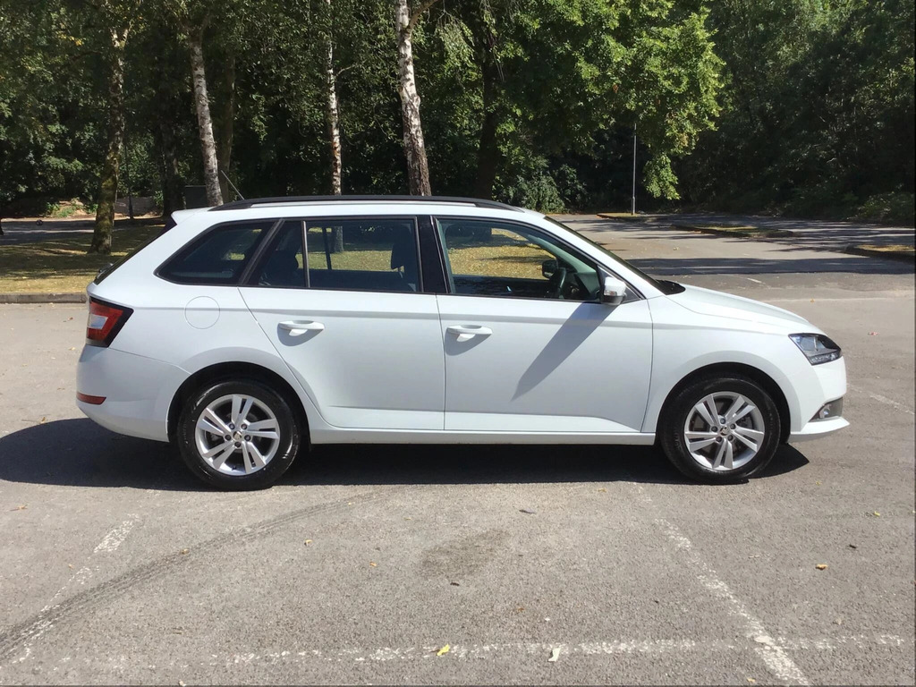 Skoda Fabia 1.0 Tsi Se Dsg Euro 6 Ss BF72KUH White #2