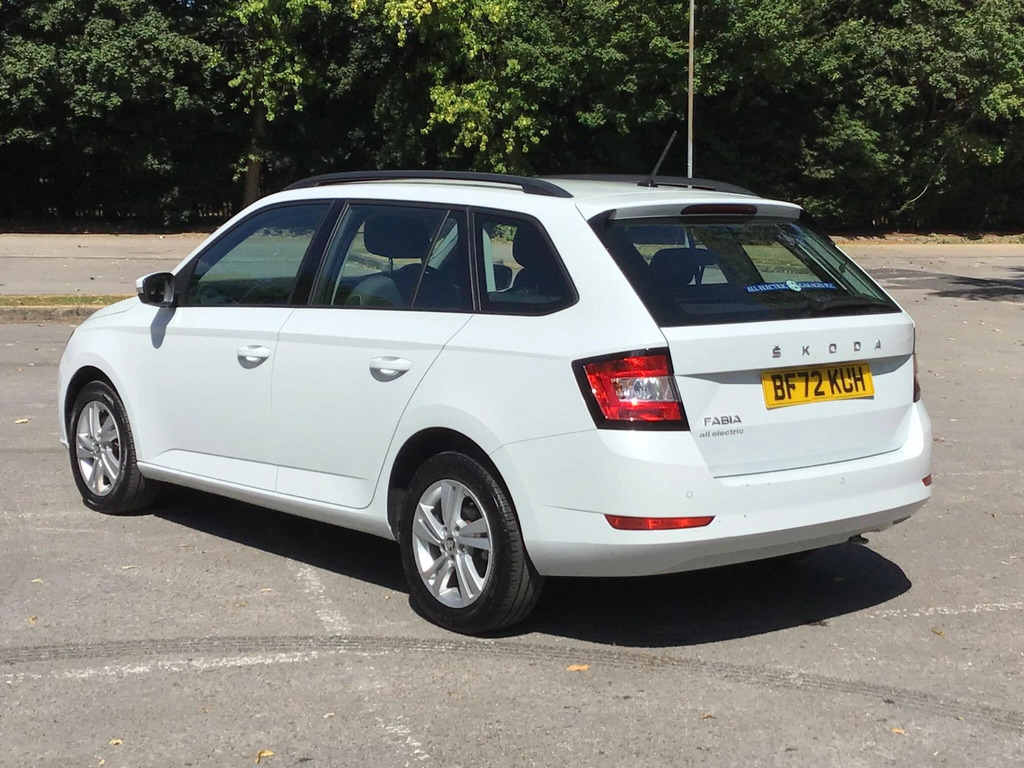 Skoda Fabia 1.0 Tsi Se Dsg Euro 6 Ss BF72KUH White #5