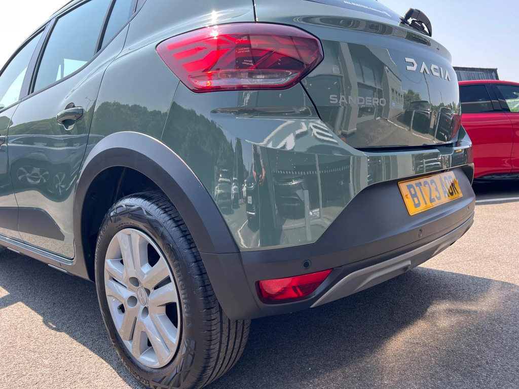 Dacia Sandero Stepway 1.0 Tce Expression Euro 6 Ss BT23AOR Green #5
