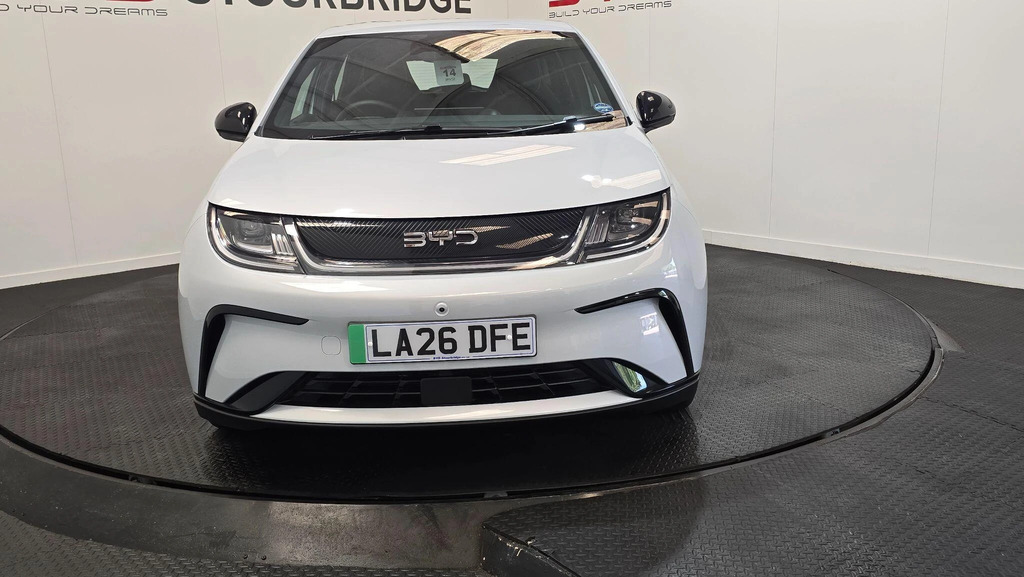 Byd Dolphin 44.9Kwh Boost White #2
