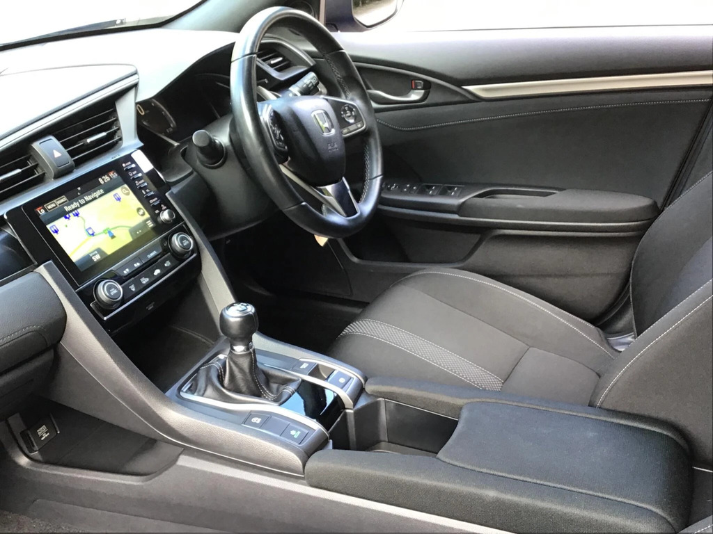 Honda Civic Hatchback White #17