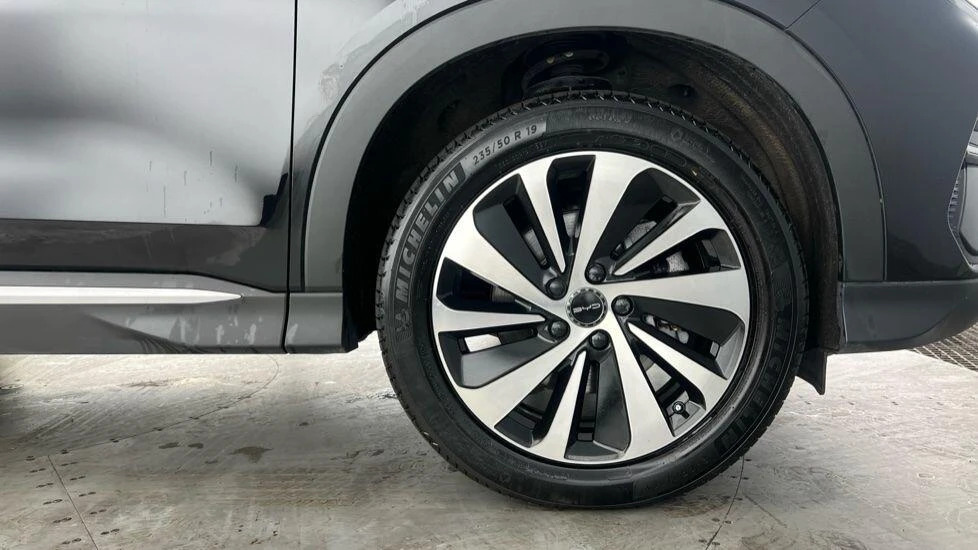 Byd Seal U 1.5 26.6Kwh Comfort Cvt Euro 6 Ss Black #3