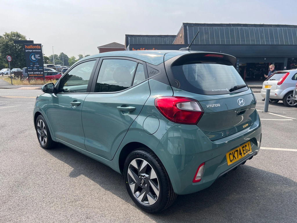 Hyundai I10 1.0 Advance Euro 6 Ss Green #3