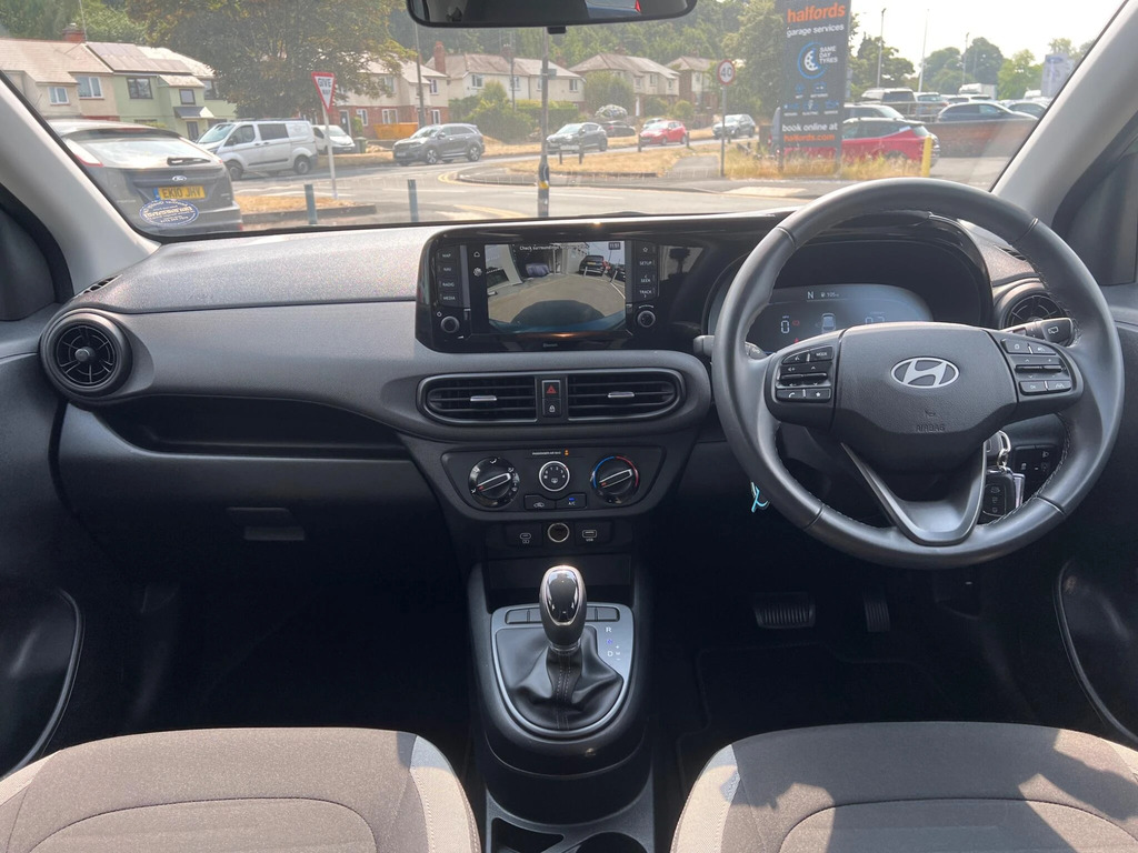 Hyundai I10 Premium Green #15