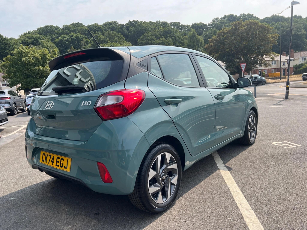 Hyundai I10 Premium Green #13
