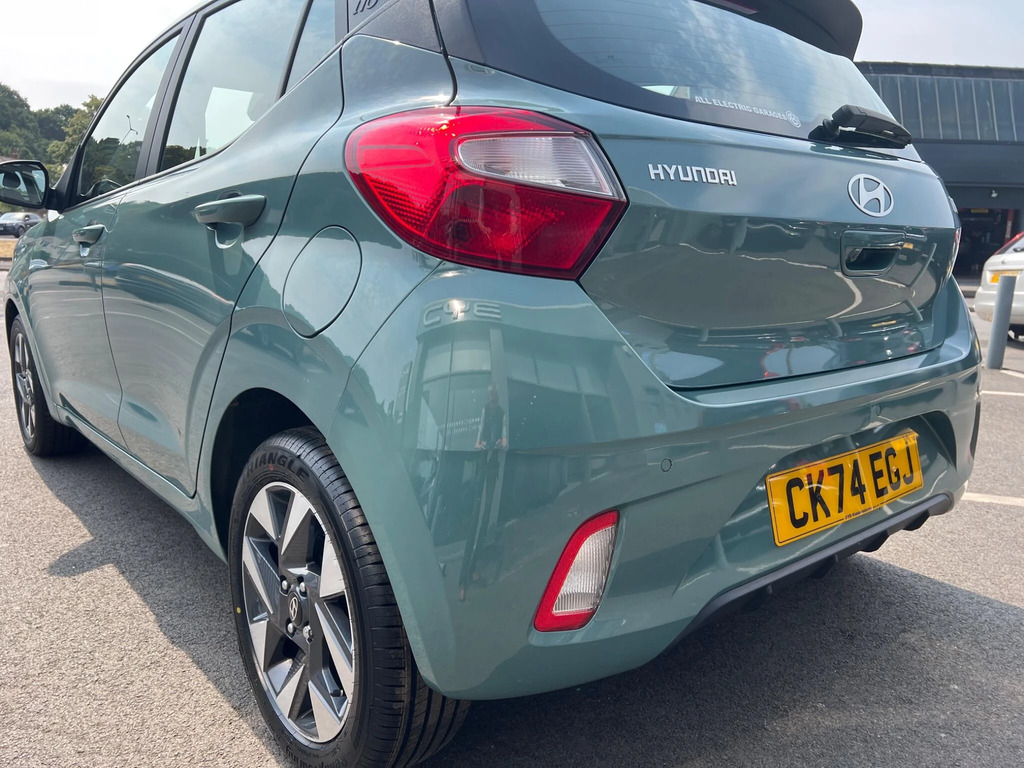 Hyundai I10 Premium Green #7