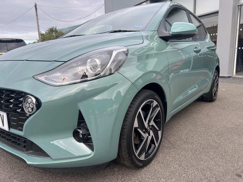Hyundai I10 1.0 Premium Euro 6 Ss Green #6