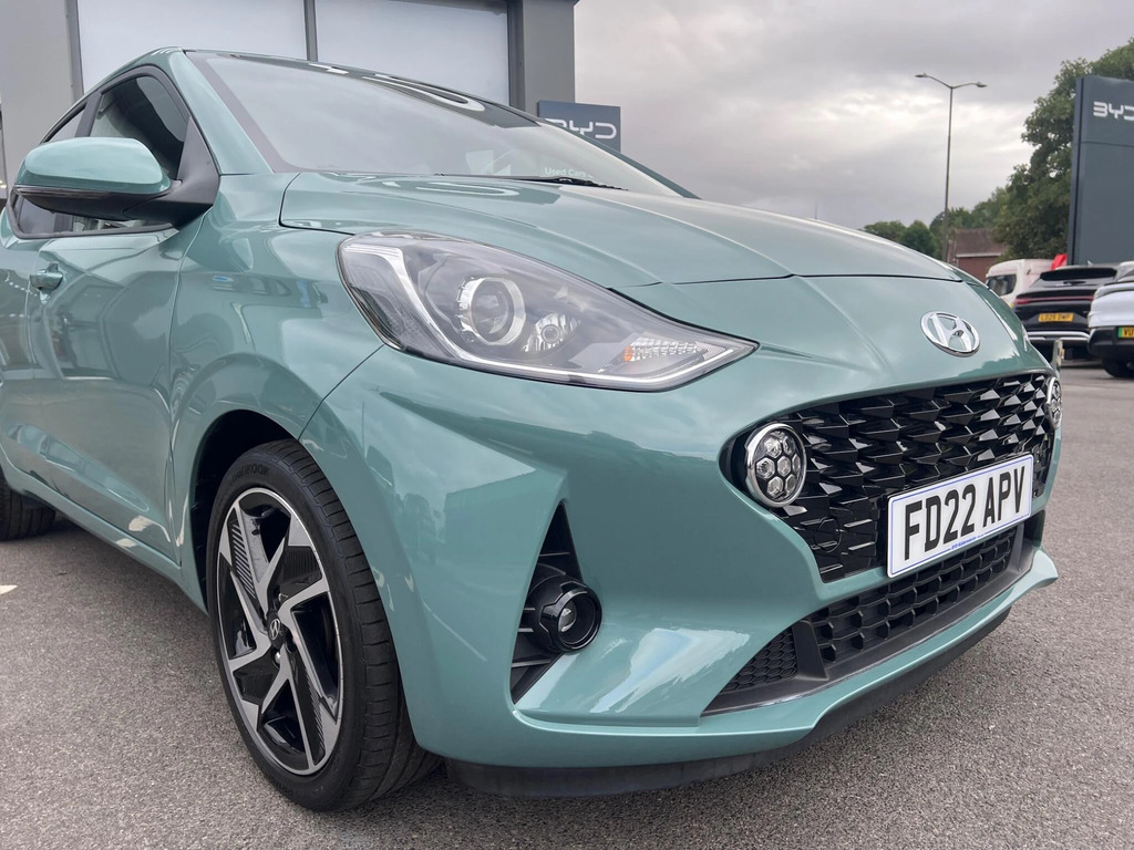 Hyundai I10 1.0 Premium Euro 6 Ss Green #4