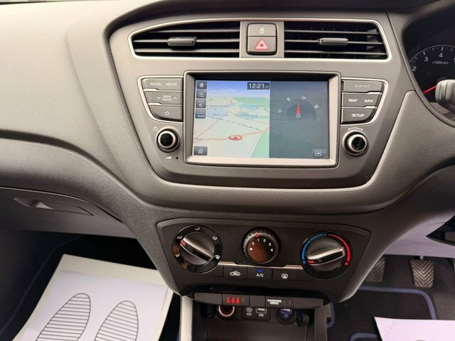 Hyundai I20 1.2 Mpi 84Ps Play White #15
