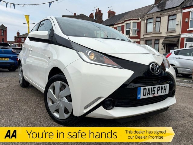 Toyota Aygo 1.0 Vvt-i X-play Hatchback Euro White