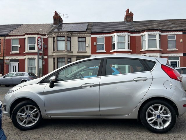 Ford Fiesta 1.25 Zetec Hatchback Euro 5 82 Silver #4