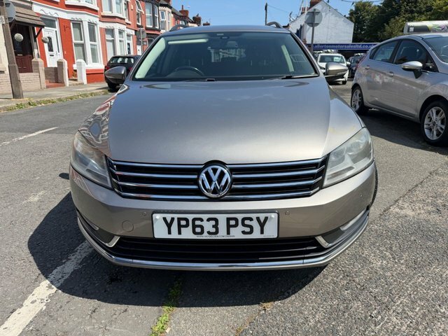 Volkswagen Passat 2.0 Tdi Bluemotion Tech Highline Estate Brown #2