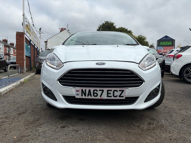 Ford Fiesta 1.25 Zetec Hatchback Euro 6 82 White #3