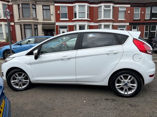 Ford Fiesta 1.25 Zetec Hatchback Euro 6 82 White #4