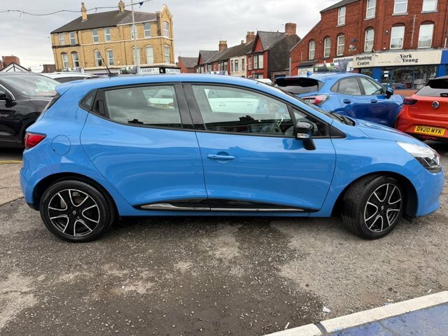 Renault Clio 1.2 16V Dynamique Medianav Hatchback Ma Blue #6