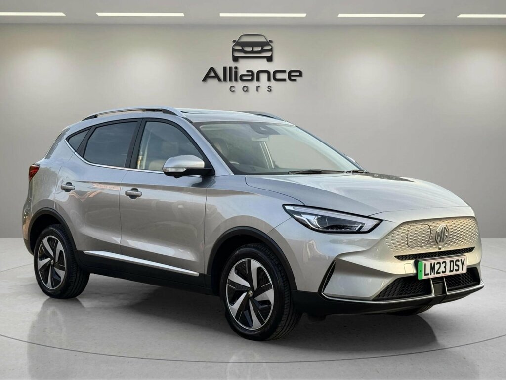 MG ZS 72.6Kwh Trophy Long Range Silver