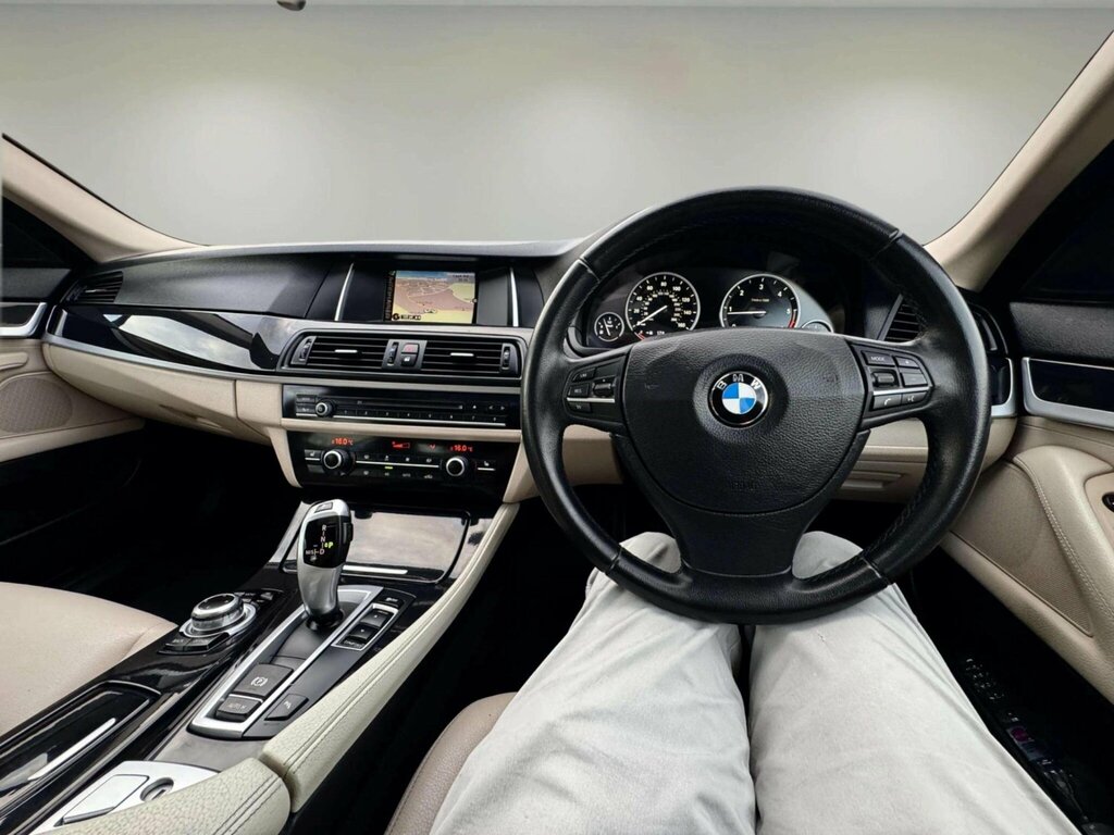 BMW 5 Series Bmw 5 Series 3.0 530D M Sport White #53