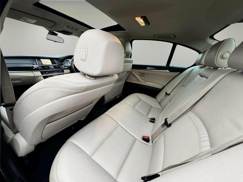 BMW 5 Series Bmw 5 Series 3.0 530D M Sport White #35
