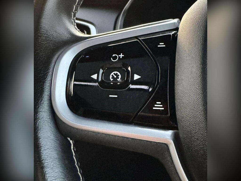 Volvo XC90 Automatic Grey #31