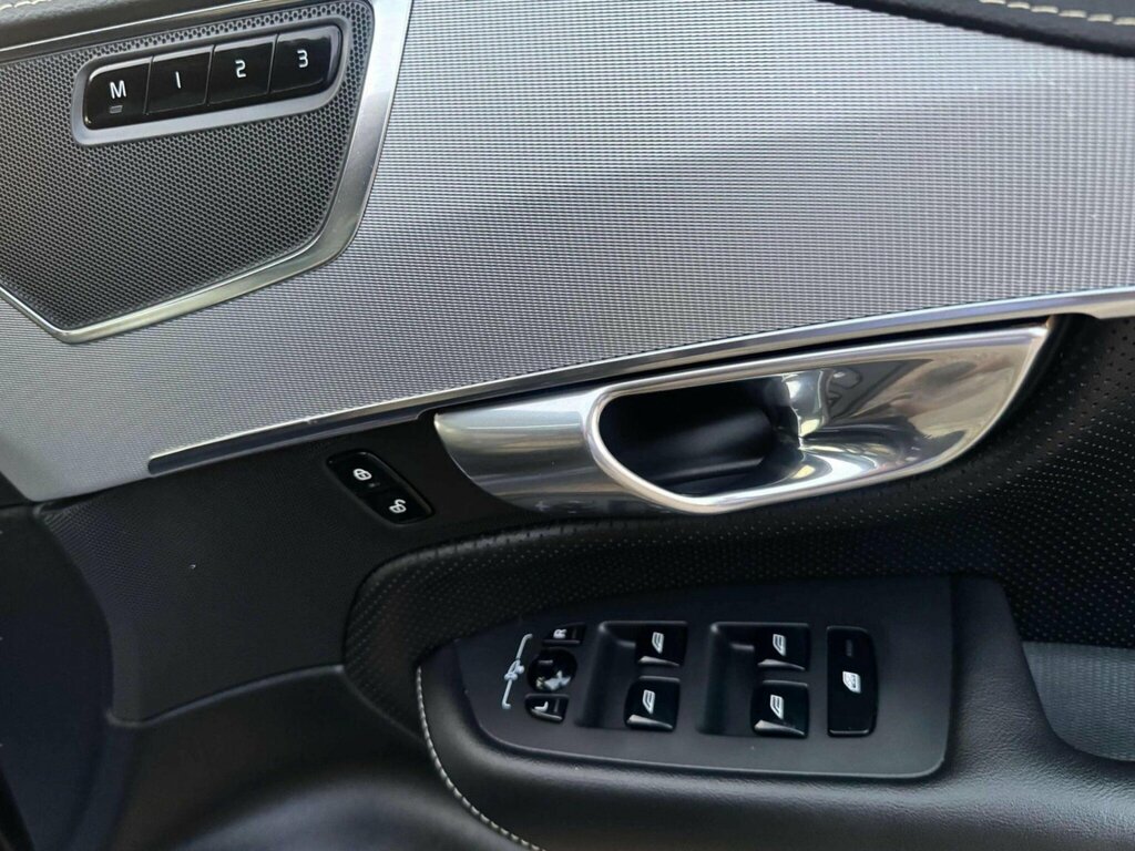 Volvo XC90 Automatic Grey #25