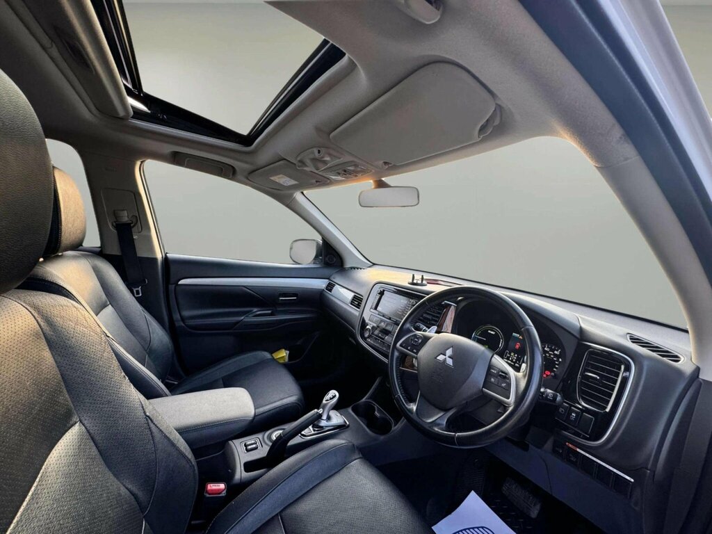 Mitsubishi Outlander 2.0H 12Kwh Gx4h Cvt 4Wd Euro 5 Ss White #2