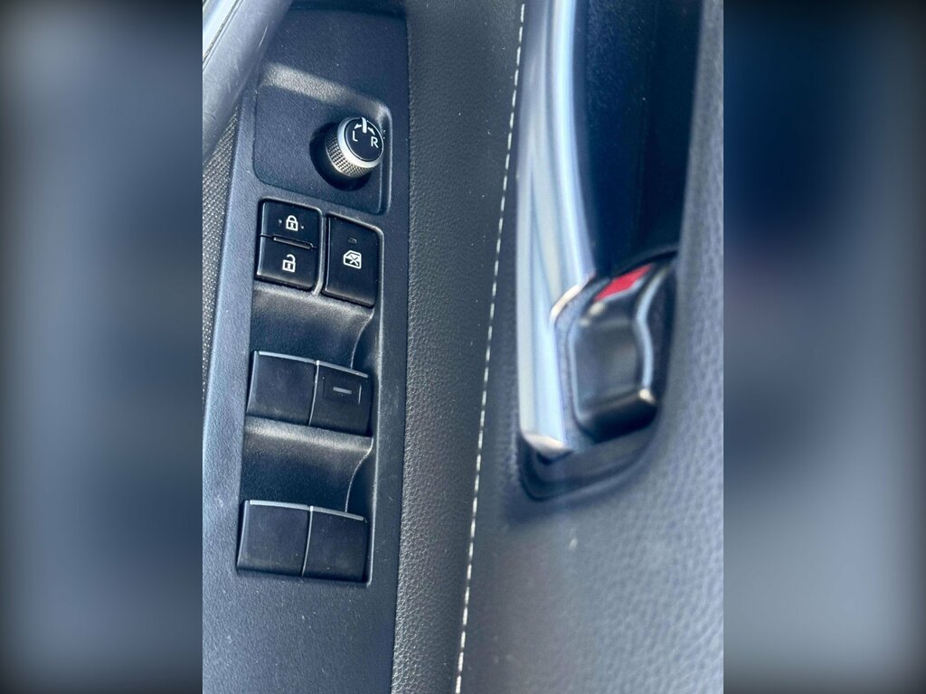 Toyota Corolla Corolla Design Hev Cvt Blue #69
