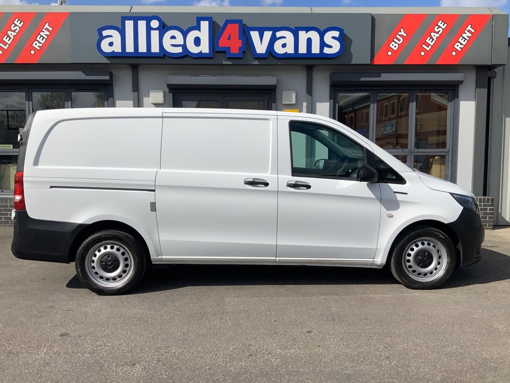 Mercedes-Benz eVito Evito Pure L2 Blue #7