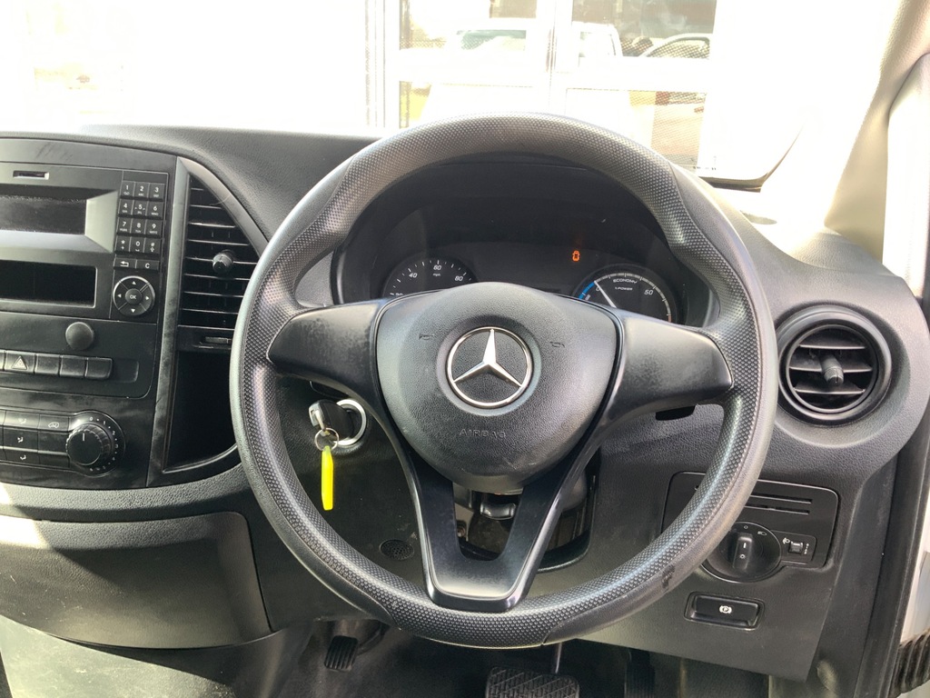 Mercedes-Benz eVito Evito Pure L2 Blue #15