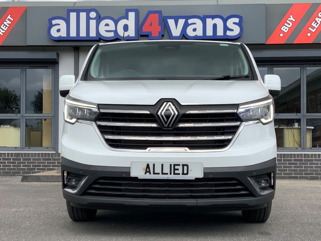 Renault Trafic Sl30 2.0 Swb Advance Dci White #2