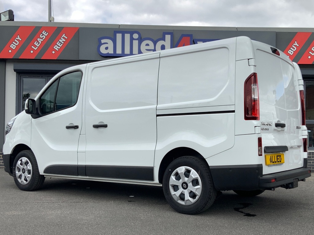 Renault Trafic Sl30 2.0 Swb Advance Dci White #5