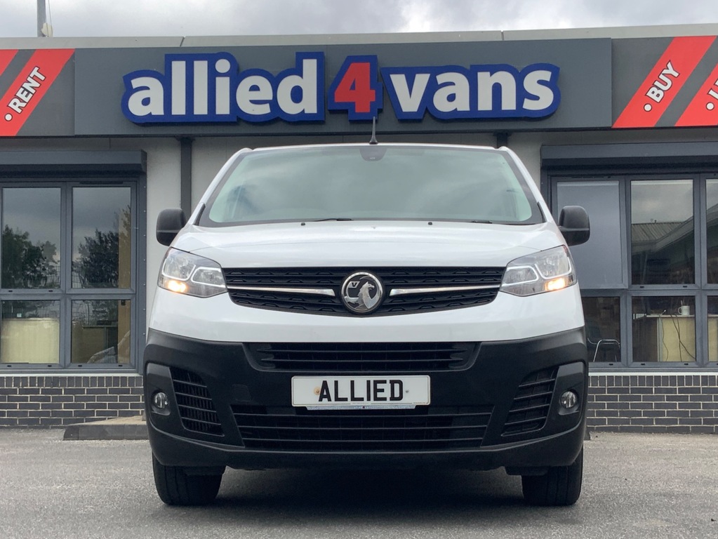 Vauxhall Vivaro 2900 1.5D L2h1 Lwb Dynamic White #3
