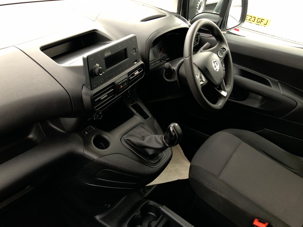 Vauxhall Combo 2300 1.5 Turbo D 100Ps H1 Sportive Van White #16