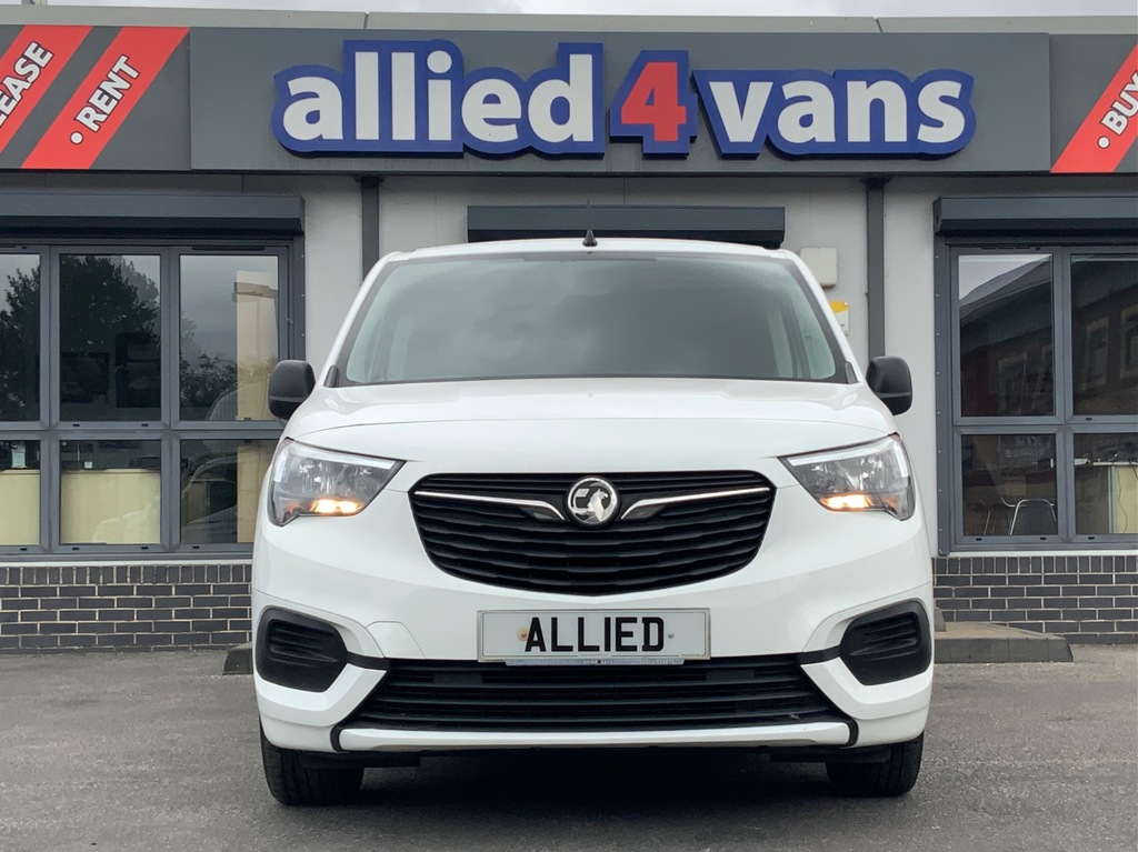 Vauxhall Combo 1.5 100 Bhp L2h1 Lwb 2300 Sportive No Vat No White #2