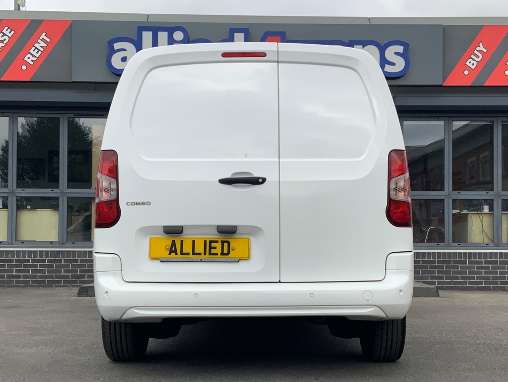 Vauxhall Combo 1.5 100 Bhp L2h1 Lwb 2300 Sportive No Vat No White #6